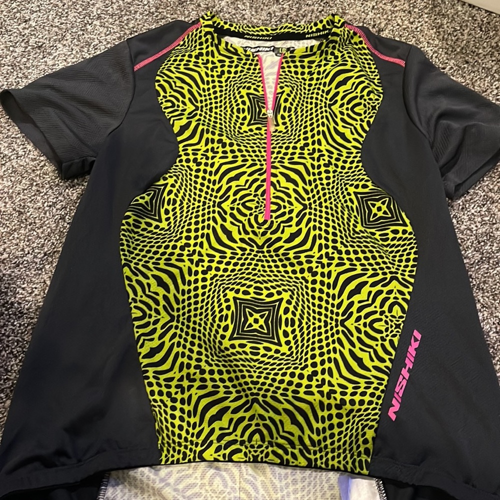 Bike shorts and bike top !!